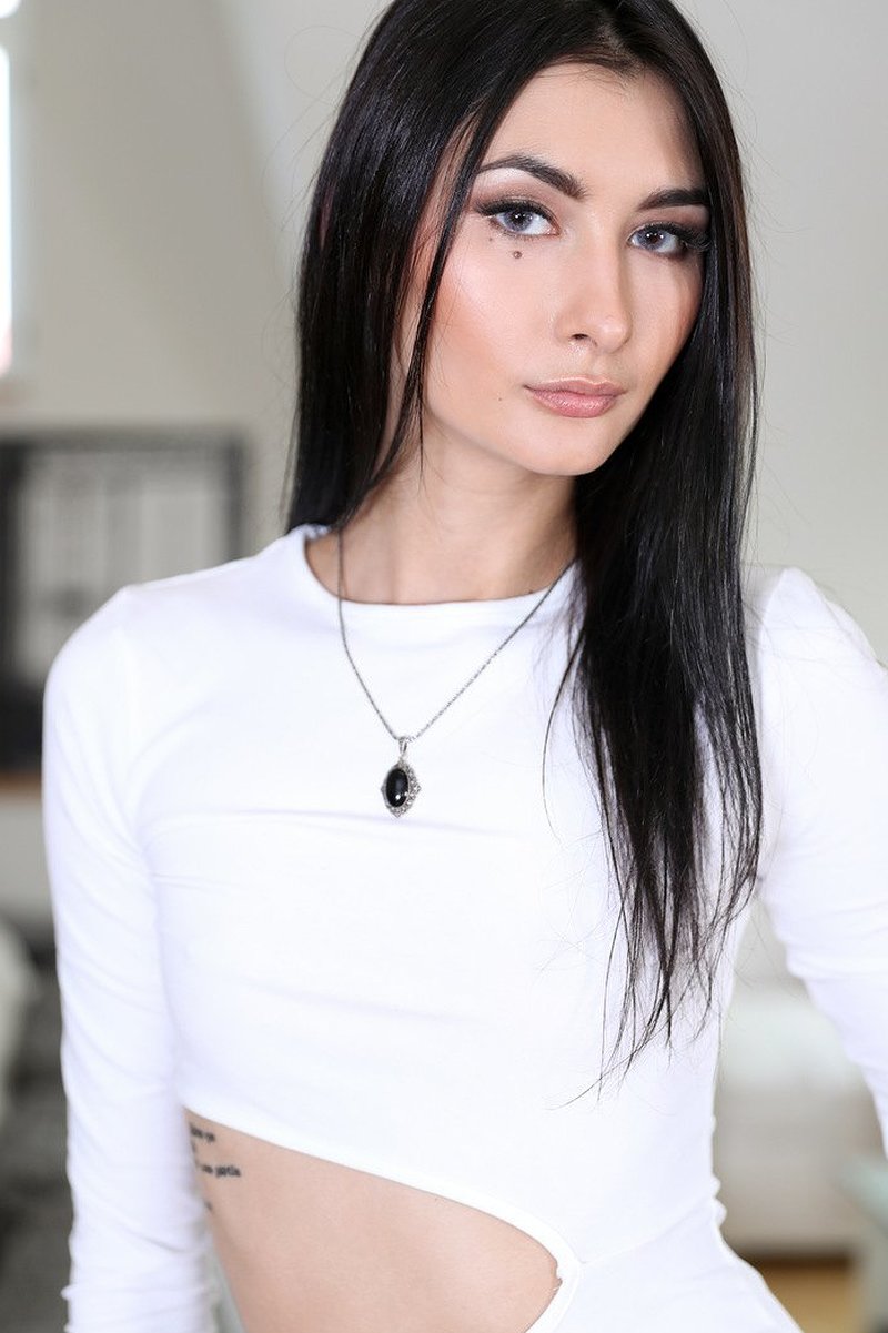 Мирослава, 18 лет, 1 размер груди